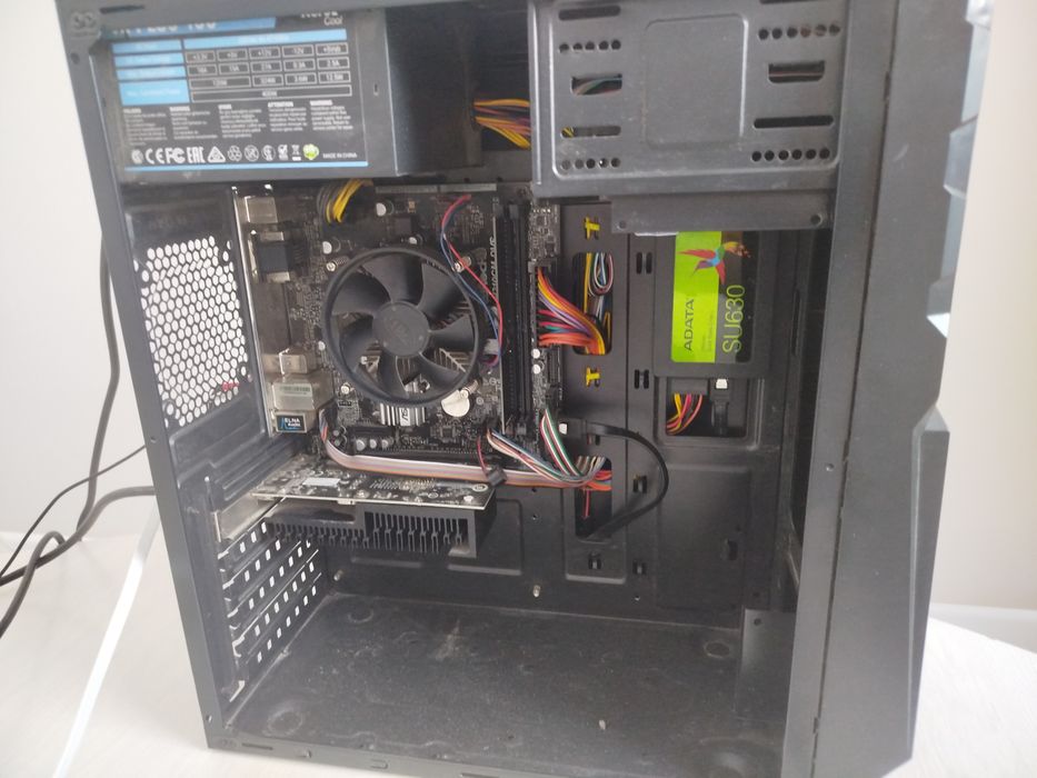 Компьютер с комплектующими