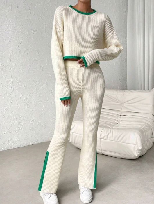 Зимен дамски комплект / Сет