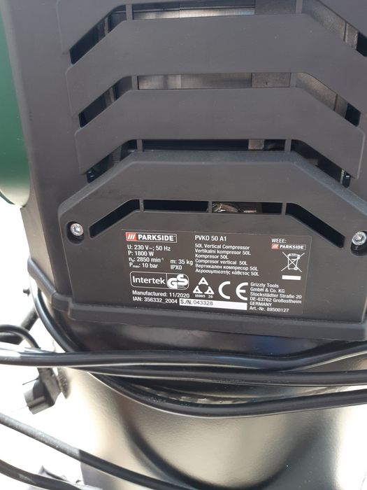 Compresor vertical 50 litri NOU si echipamente