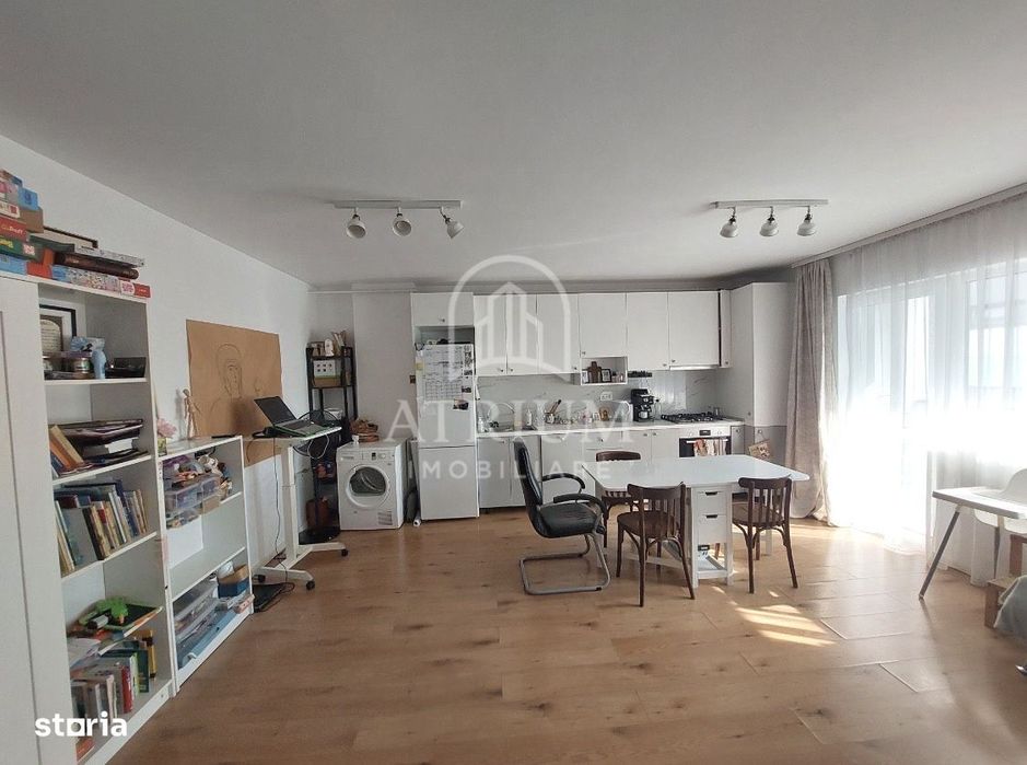 Apartament cu 2 camere la cheie, parcare subterana, zona Sub Cetate — fotografia 1