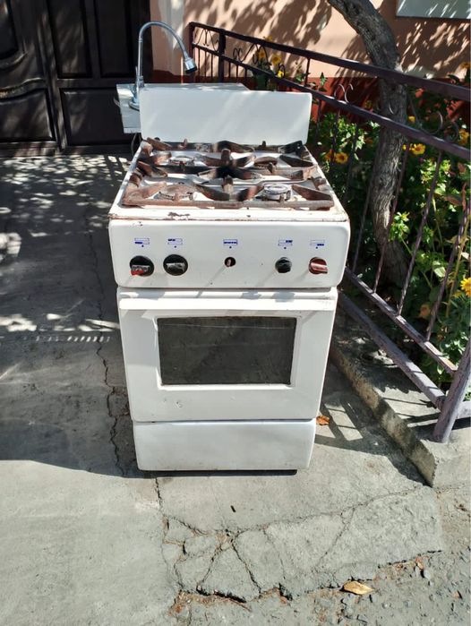 Продаётся Газ плита!