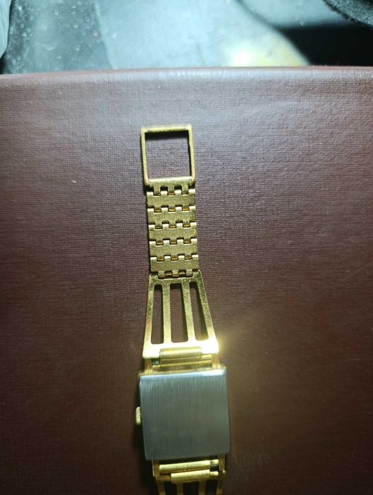 Позолоченные  часы луч ссср