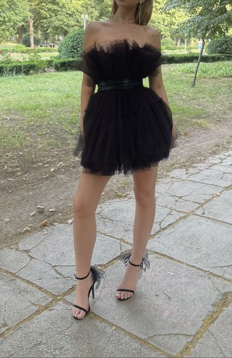Rochie neagra scurta