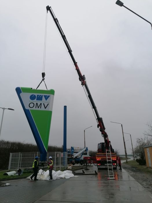 Inchiriere automacara - macara - Bucuresti