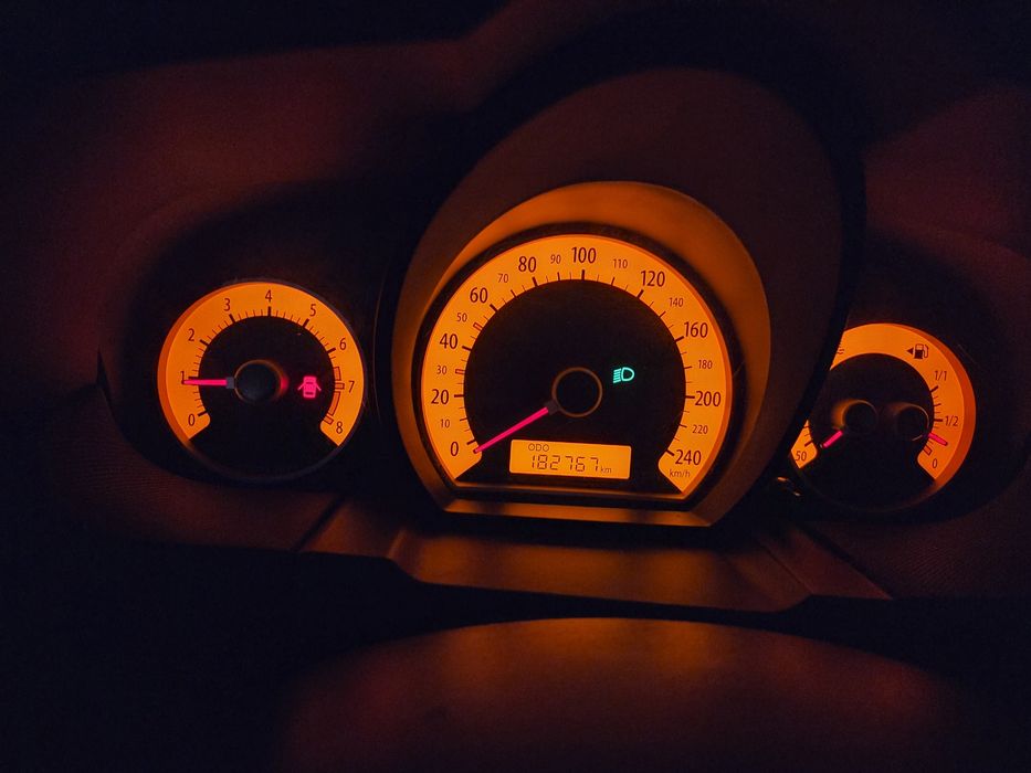 Vand Kia Ceed  2008, benzina 1.4, 109CP+ GPL, ITP valabil 1 an