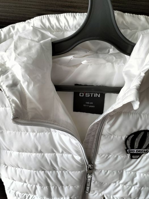 Куртка для девочки  белая ОСТИН 10000