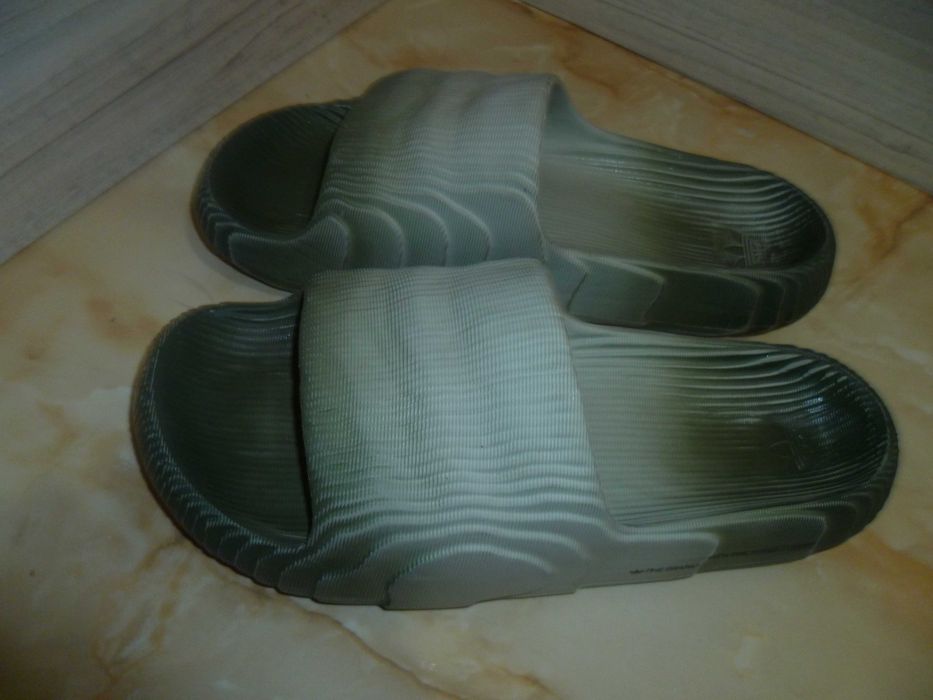 ADIDAS чехли №45