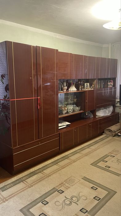 Шифонер, тумбочки под тв, стенка