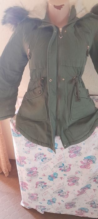 Куртка сотилади келишилган холда