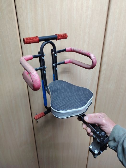Детское сидение на велосипед