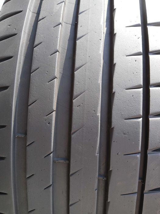 235 45 19 Мишелин