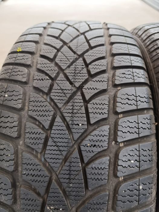 245 45 19 Dunlop 2 anvelope iarna ca noi 7 mm