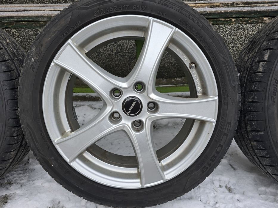 Продавам лети джанти с гуми 215/45/17 BORBET