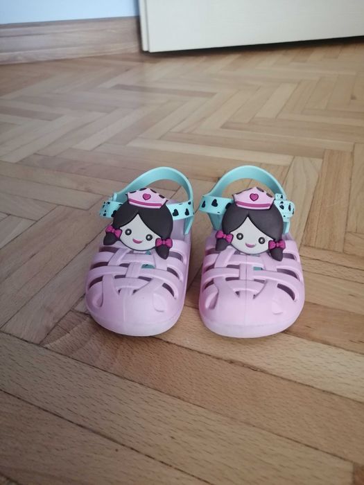 Бебешки сандали Ипанема