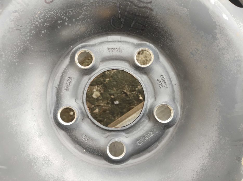 14 джанти 5х100 VolksWagen POLO 5J et35 Fulda 175/70/14 2017г 5-5,5мм