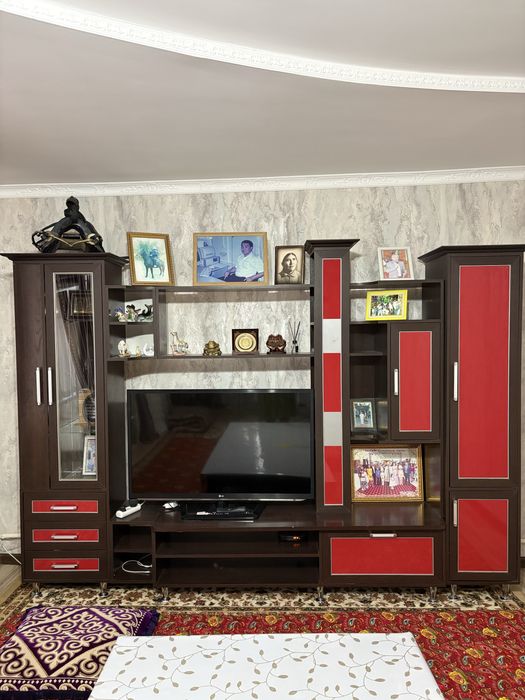 шкаф для гостиной комнаты