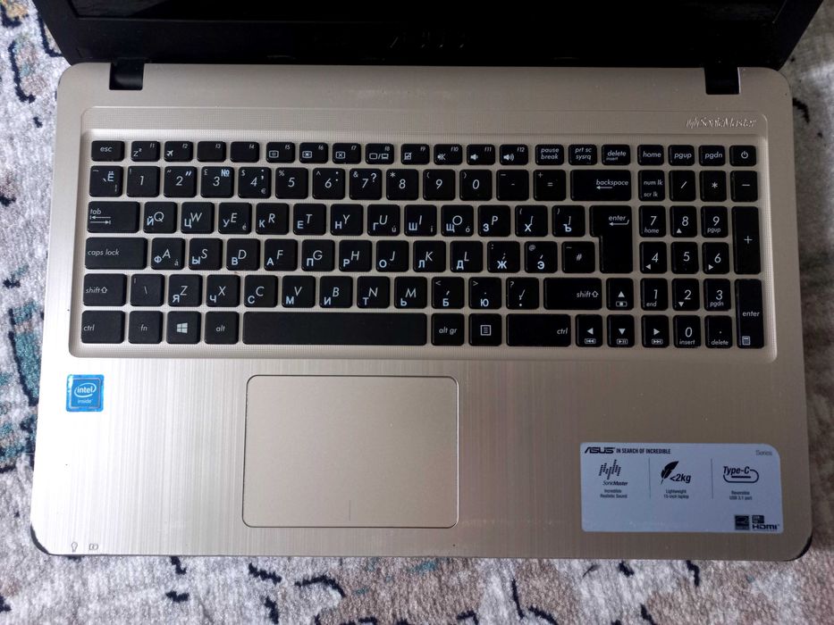 Noutbuk Intel(R) Celeron(R) CPU N3050