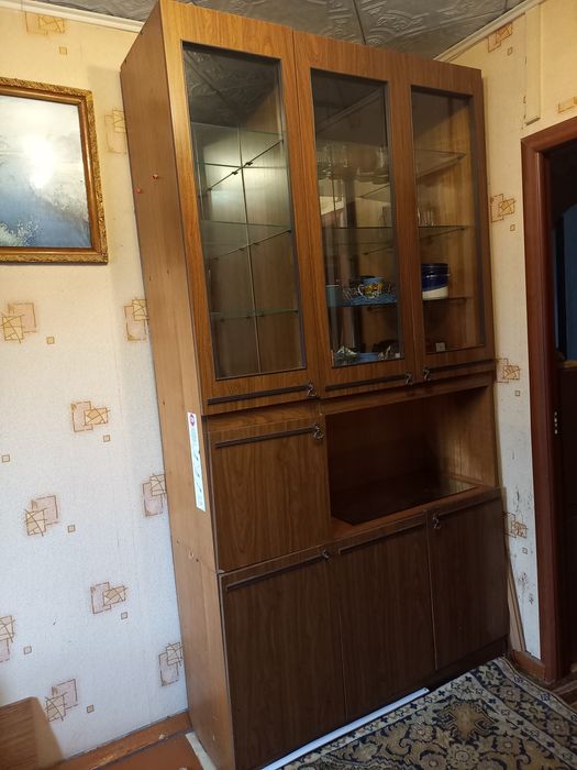 Шкаф  для посуды