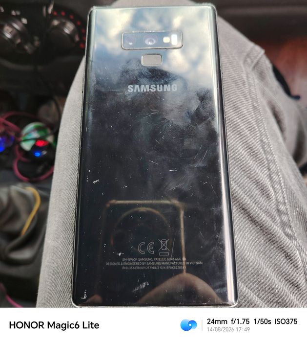 Vând Samsung note 9