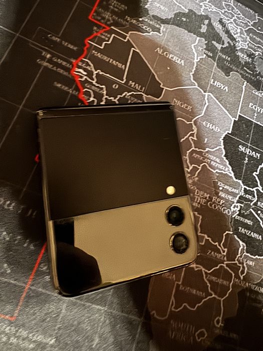 Samsung Galaxy Z Flip 3 - 256GB