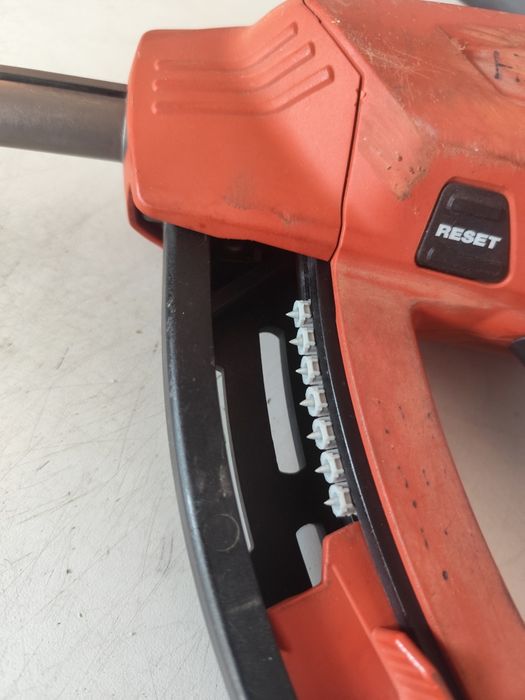 Hilti GX 120-ME.