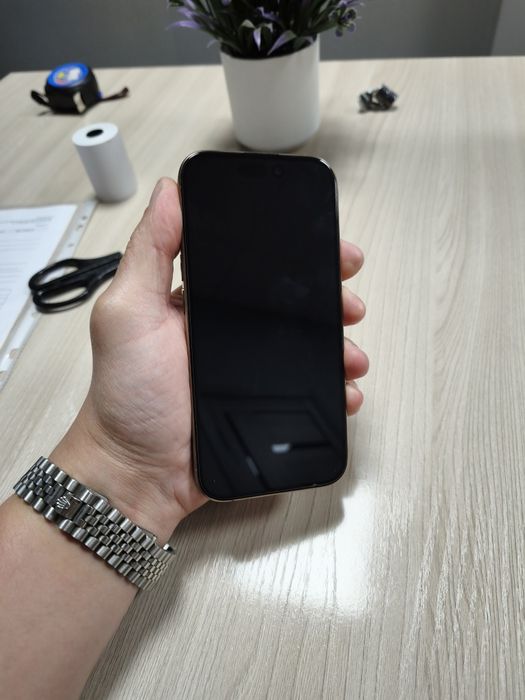 Iphone 16 pro 256 gb esim