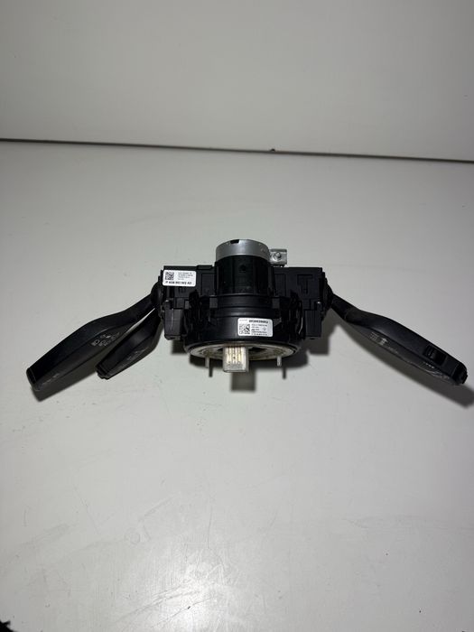 Лостчета волан Audi A4 B8 A5 8T Q5 8R ACC Distronic 8K0953568Q 8K0953568L 4G8953502AD