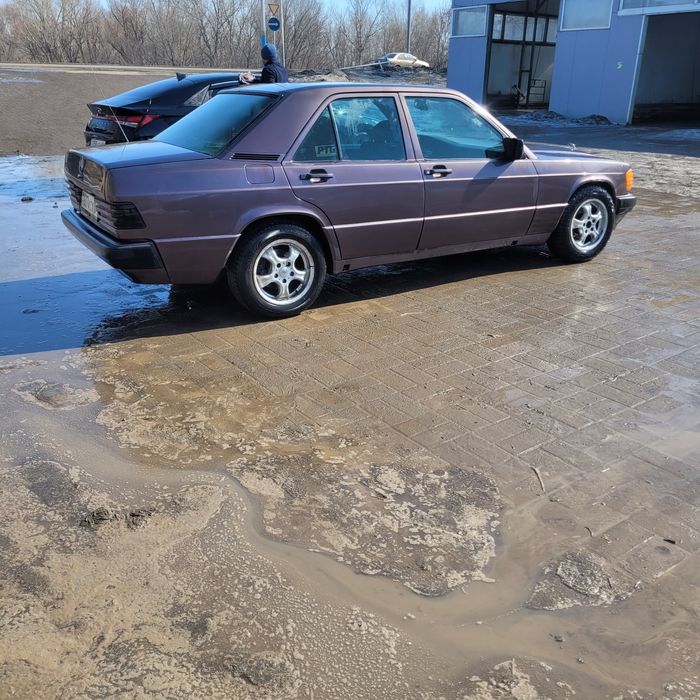 Продам Мерседес 190Е