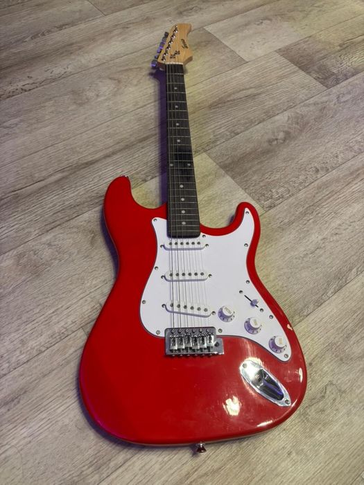 Электро гитатара в отличном состоянии