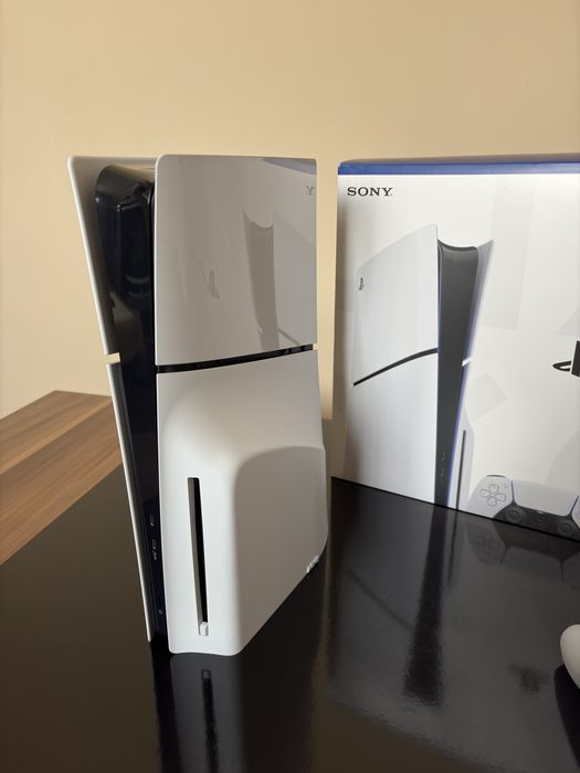 Конзола PlayStation 5 (Slim) -1TB – Като нова!