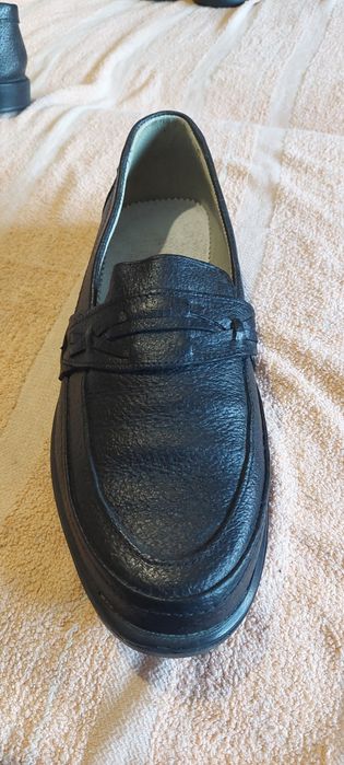 Pantofi bărbătești