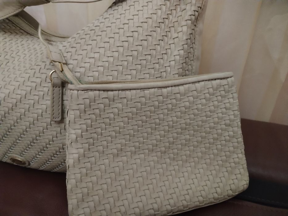 Armani Оригинална кожена чанта