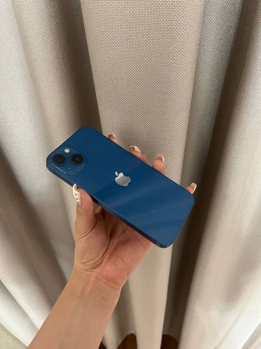 Продам iphone 13