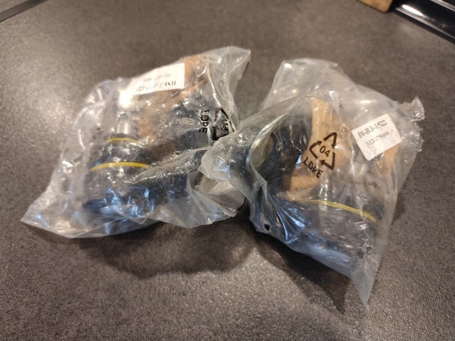 Ляв и десен шарнир BMW e46 3.0 XI