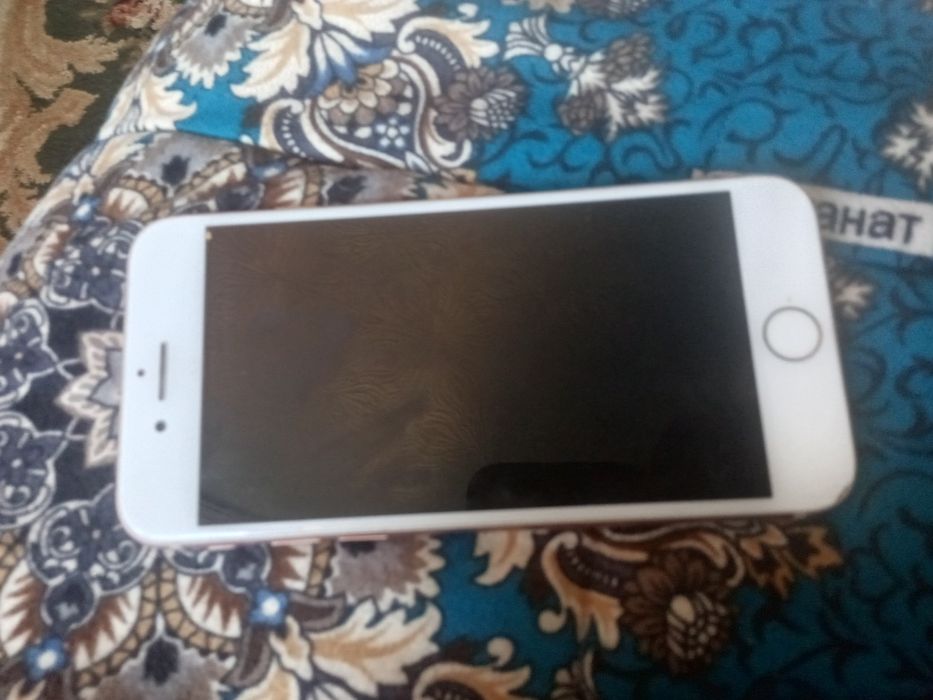 Продам айфон 8 за 30 к бу