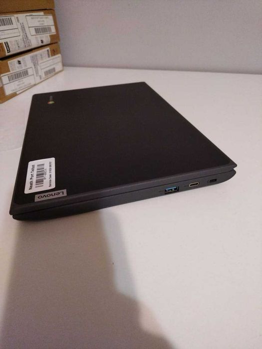 Chromebook Lenovo, чисто нов
