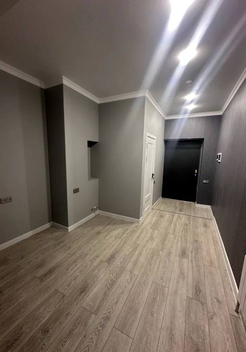 Сеул Мун Новостройка с ремонтом 2/3/10 кирпич 58м2