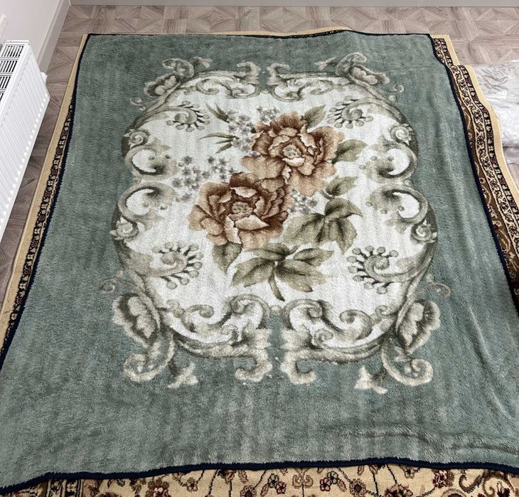 Продам плед в идеальном состояние