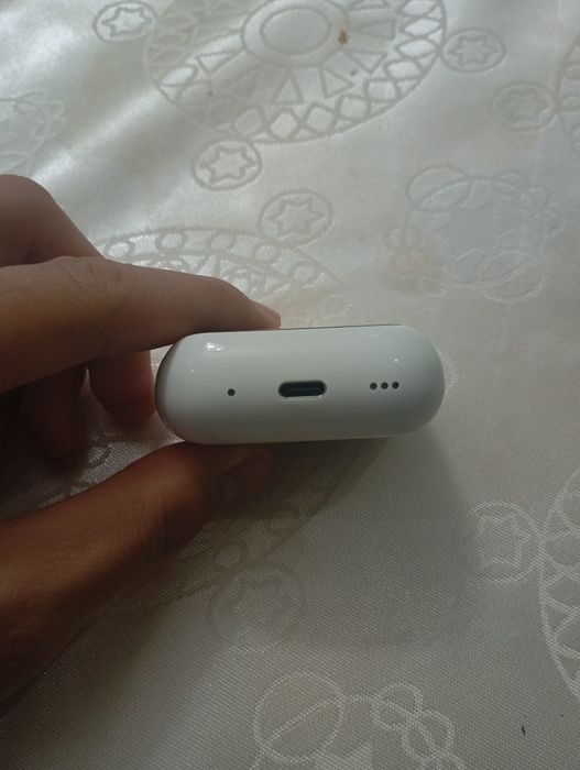 наушник с экраном