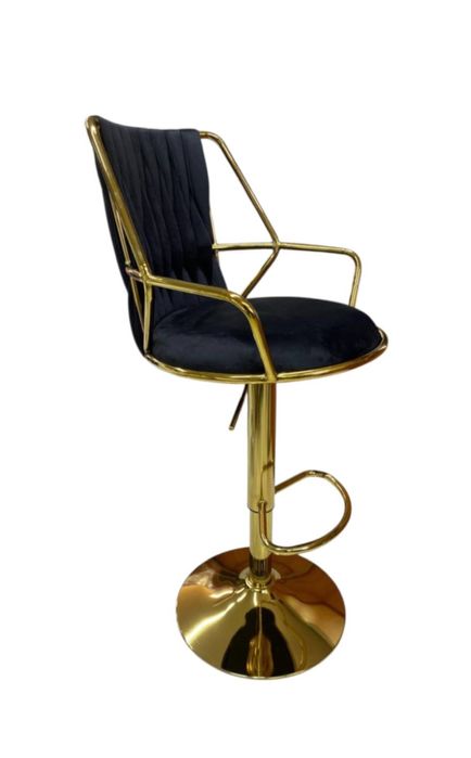 Профессиональные стулья для мастеров красоты.