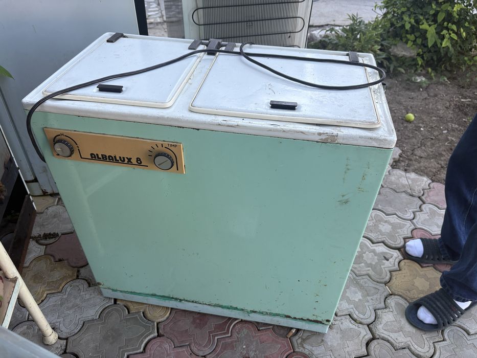 Doar in iasi Masina de spalat Albalux 8 vintage veche model romanesc cuva dubla centrifuga functionala