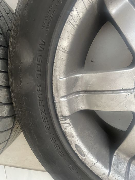 Set 4 roti jante + anvelope pentru suv