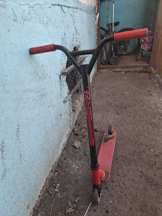 Продам самокат..