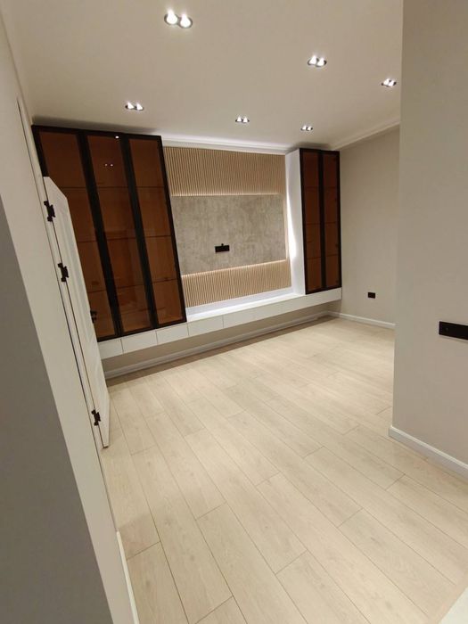 9микрарайоне Навастройка Прадаётся