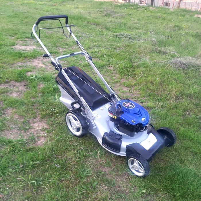 Masina gazon / iarba