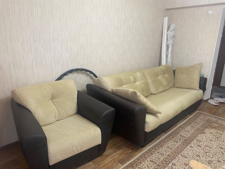 Продам диван и кресло