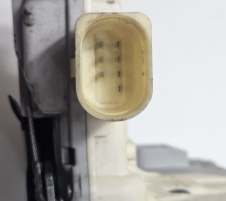 Broasca usa stanga spate 3C4839015A Volkswagen VW Passat B6