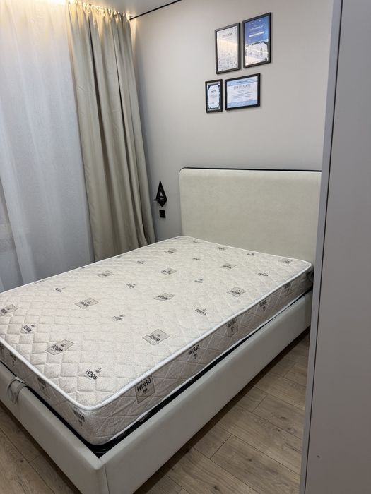 Кровать продам 1,4