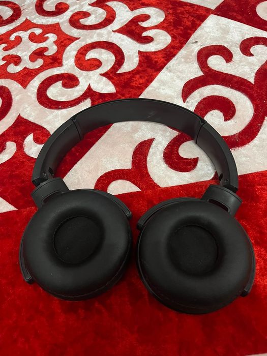 Наушник RECRSI черный