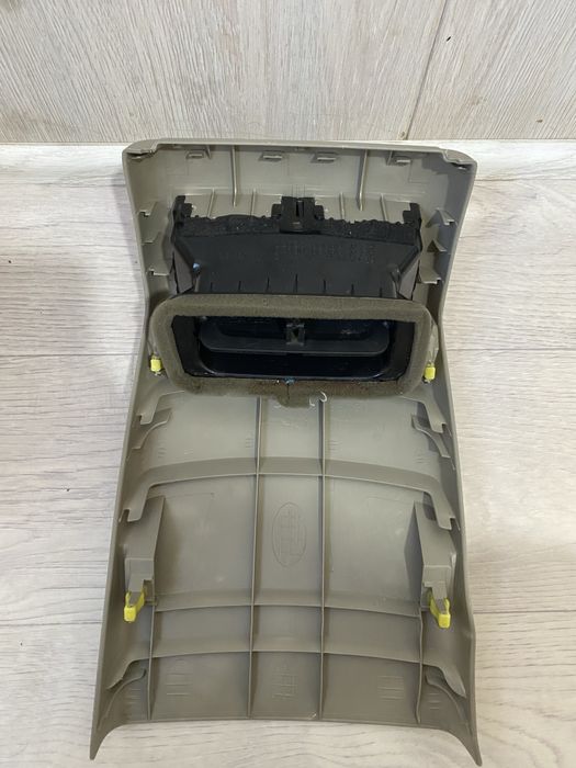 Камри 40-45 дефлектор